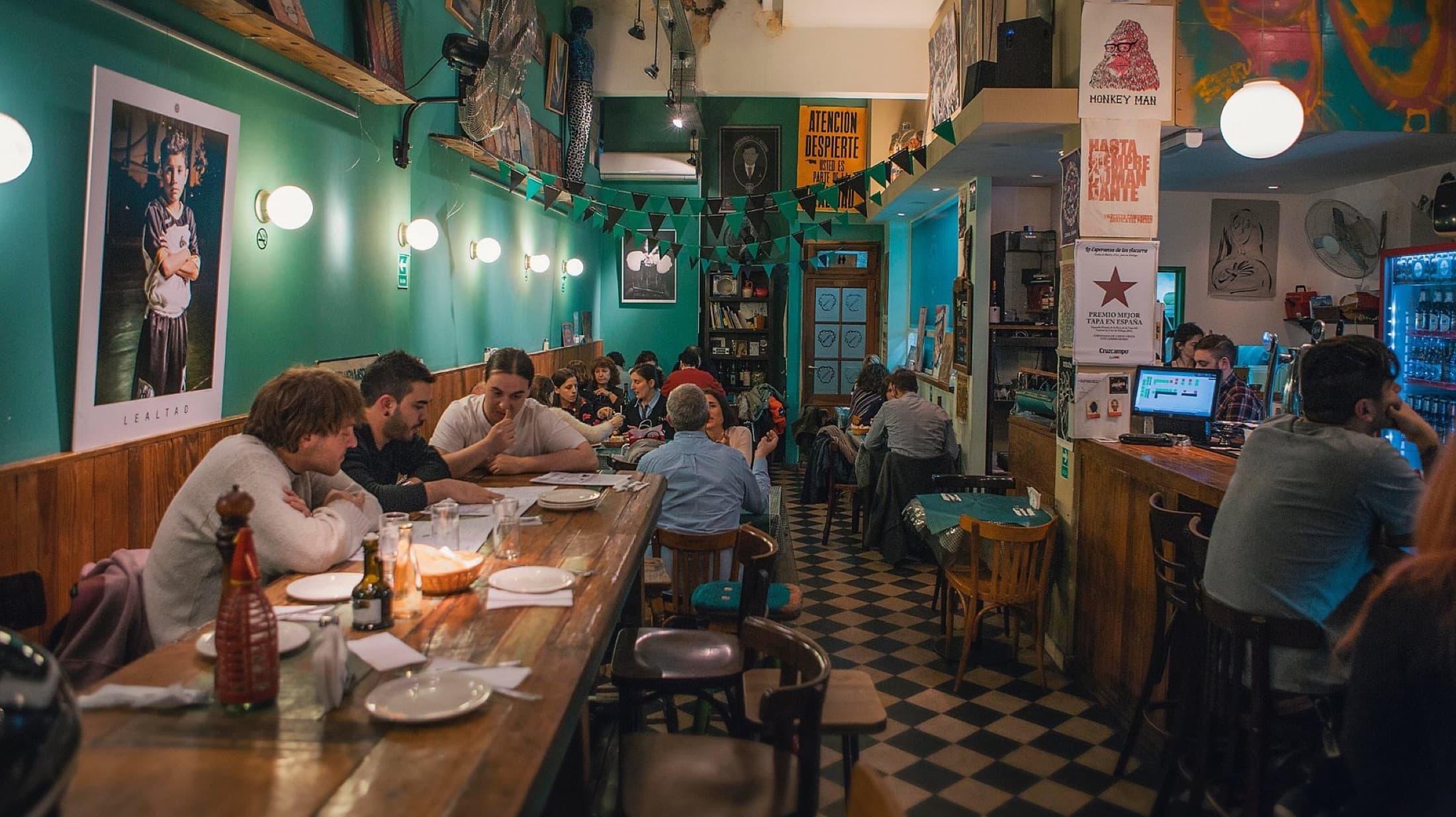 Salón de La Esperanza de los Ascurra